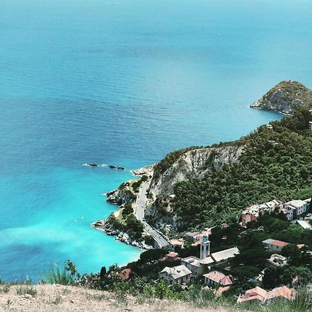 Villa Gio - Terrazza Nel Blu Берджеджи Екстериор снимка