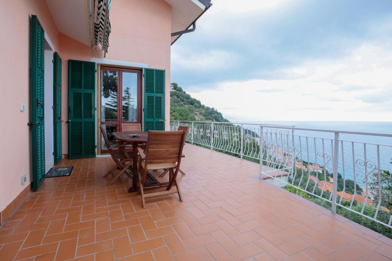 Villa Gio - Terrazza Nel Blu Берджеджи Екстериор снимка